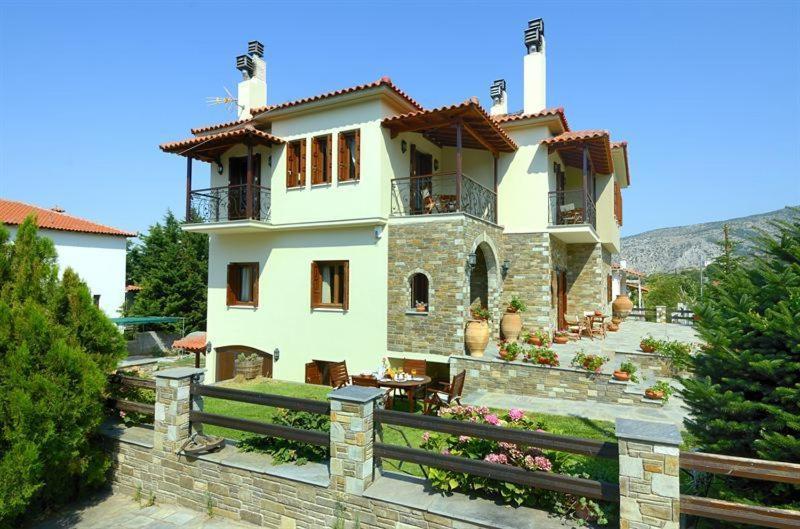 Iatrou Guesthouse Портария Экстерьер фото